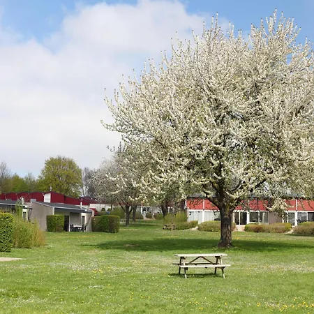 Holiday home With Sauna And Bubble Bath, On A Park, 4 Km Valkenburg *