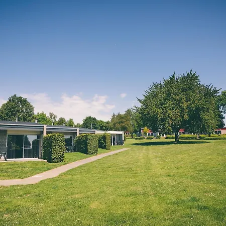 With Sauna And Bubble Bath, On A Park, 4 Km Valkenburg Walem